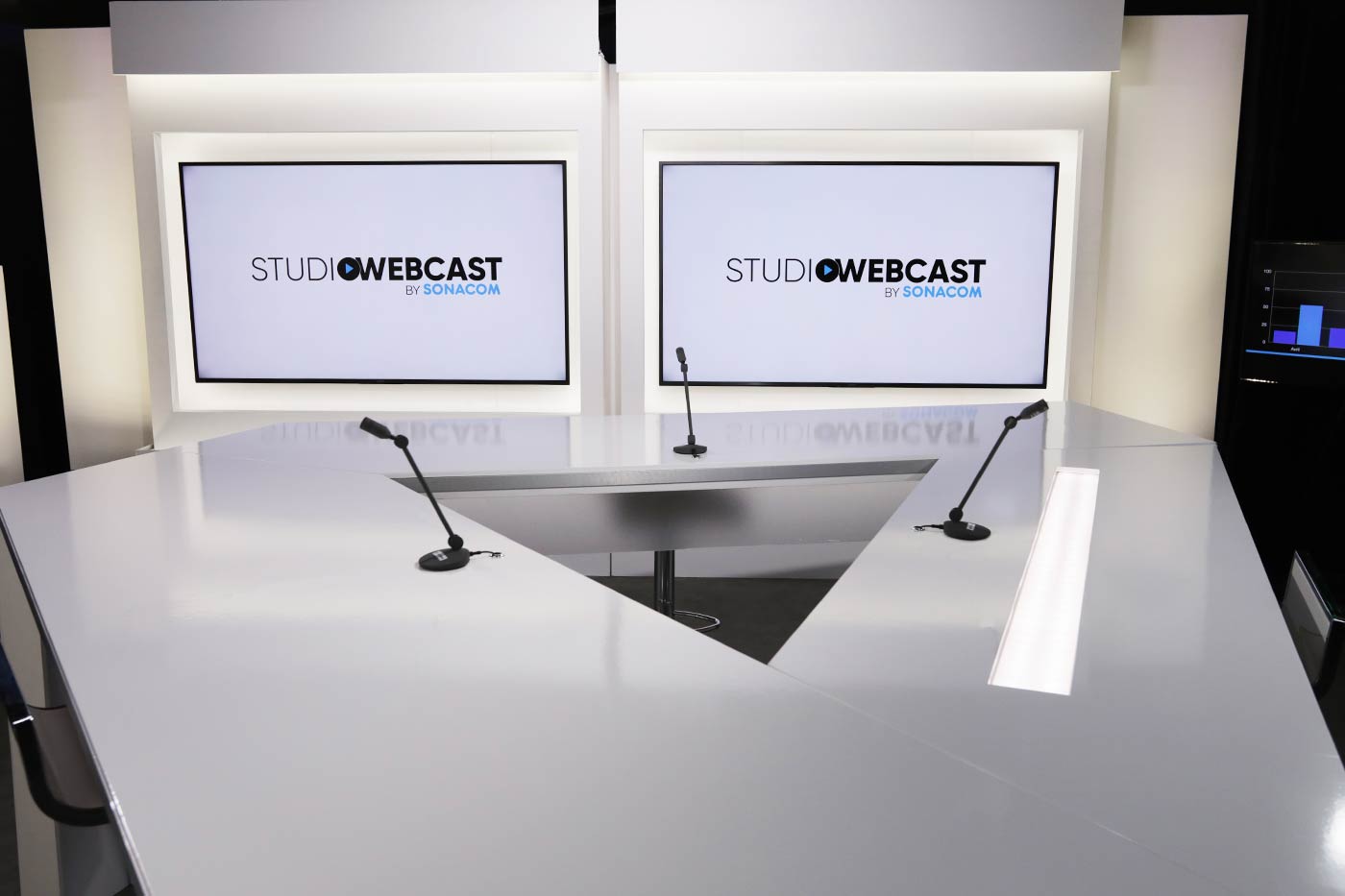 Décor plateau TV personnalisable tournage - Studio Webcast